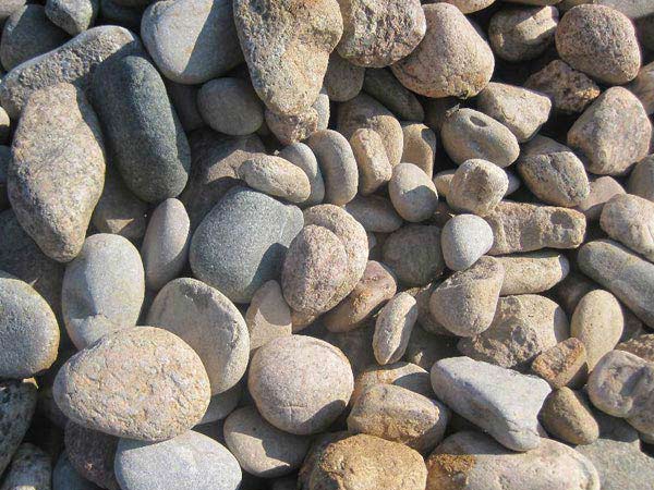 河南河卵石破碎機(jī)廠家好評(píng)如潮，靠的是什么？
