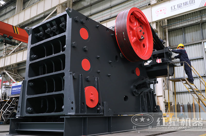 鄂破碎機900x1200時產多少噸？多少錢？