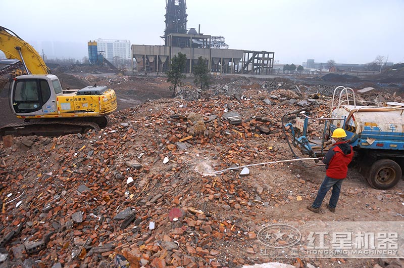 小型建筑垃圾處理廠賺錢嗎？用什么破碎機(jī)好？