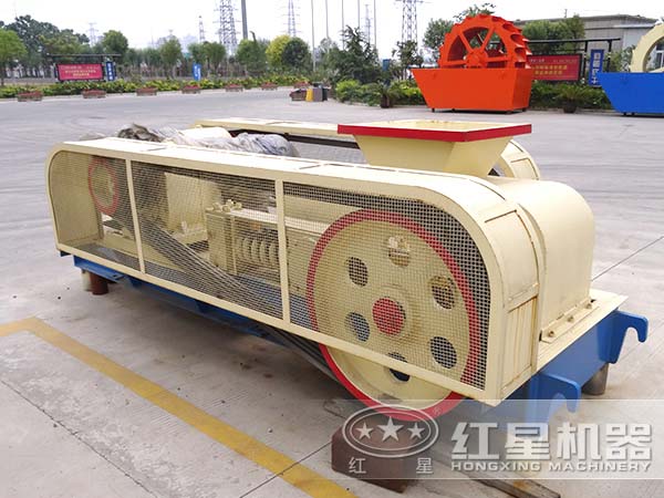 常用雙輥破碎機(jī)型號(hào)有哪些？大概價(jià)格是多少？