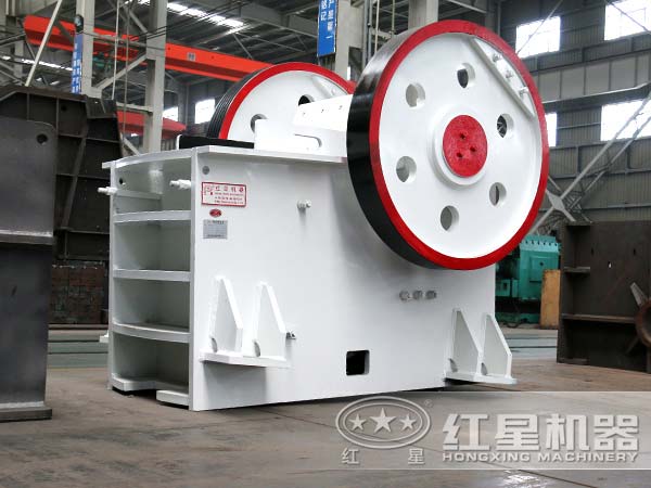 1215廢鋼鄂式破碎機(jī)多少錢一臺(tái)？預(yù)期產(chǎn)值可達(dá)多少噸？