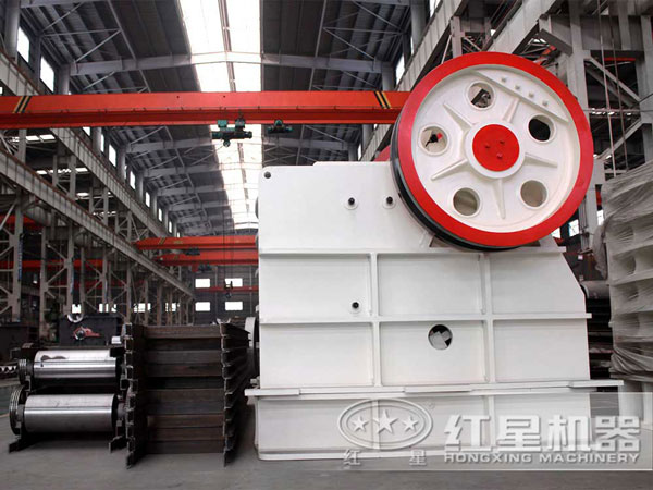 顎式破石機(jī)——石料廠的戰(zhàn)斗機(jī)，石頭的變形機(jī)