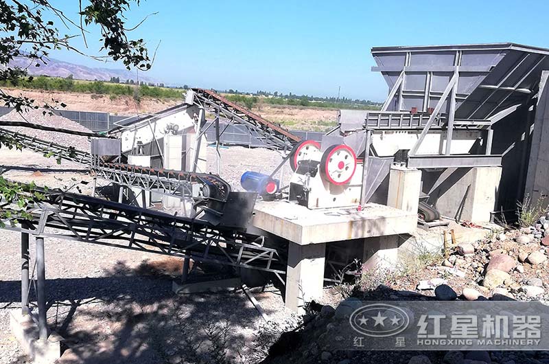 移動碎石機——多功能一體化，碎石加工新選擇