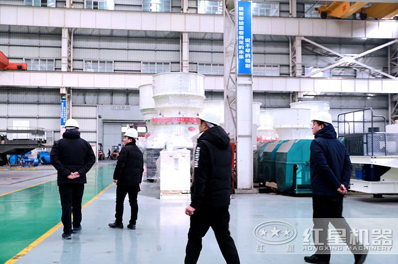 反擊破與圓錐破有什么區(qū)別，制砂用反擊破好還是圓錐破好？