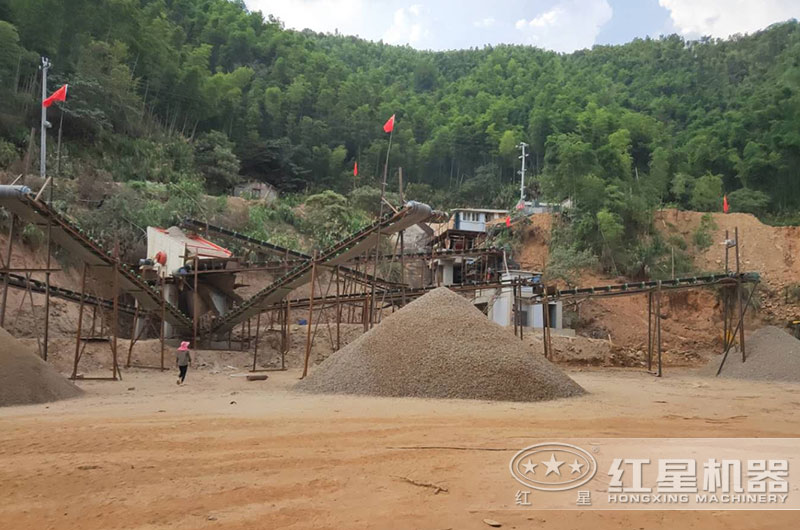 15萬預(yù)算，能買到哪種河卵石及建筑廢料用多功能破碎機？