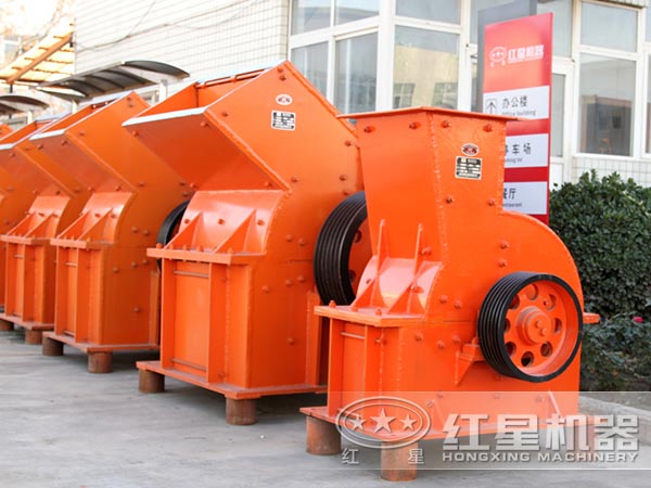 錘破機(jī)與反擊破碎機(jī)哪個(gè)更適用于二段破碎？
